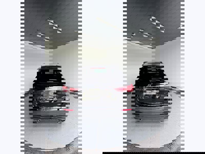 Image Mercedes-Benz GLA 180 d AMG Line  